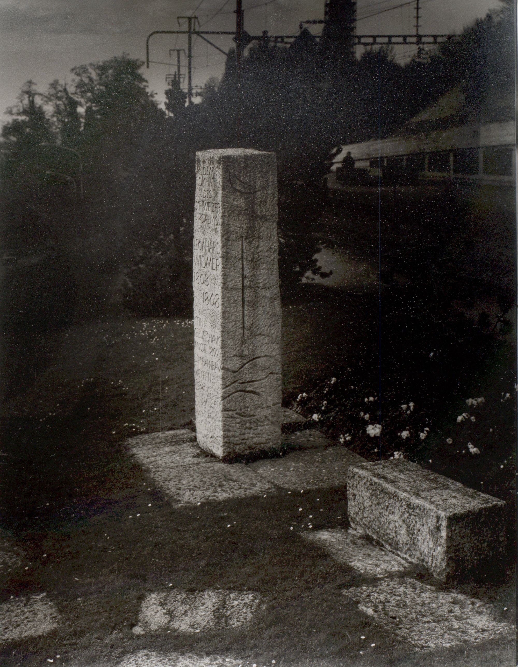 Denkmal für Leonhard Widmer – More views 2